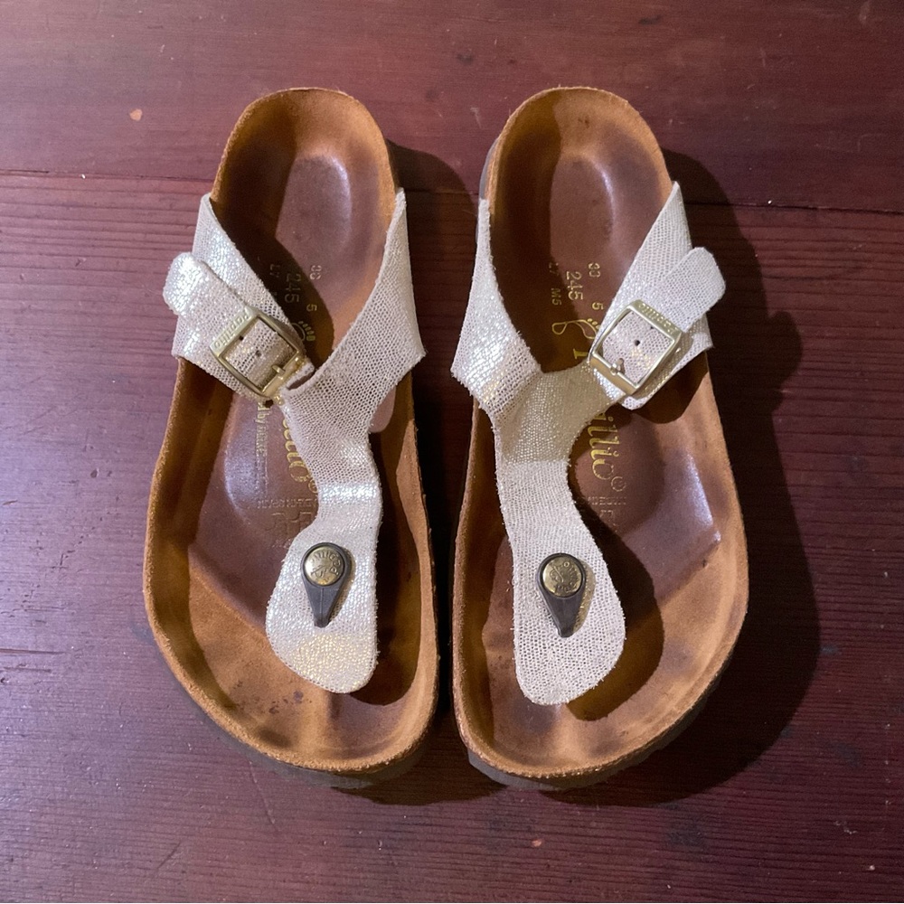 Birkenstock Papillio Gizeh silver gold suede sandals size US 7, 38